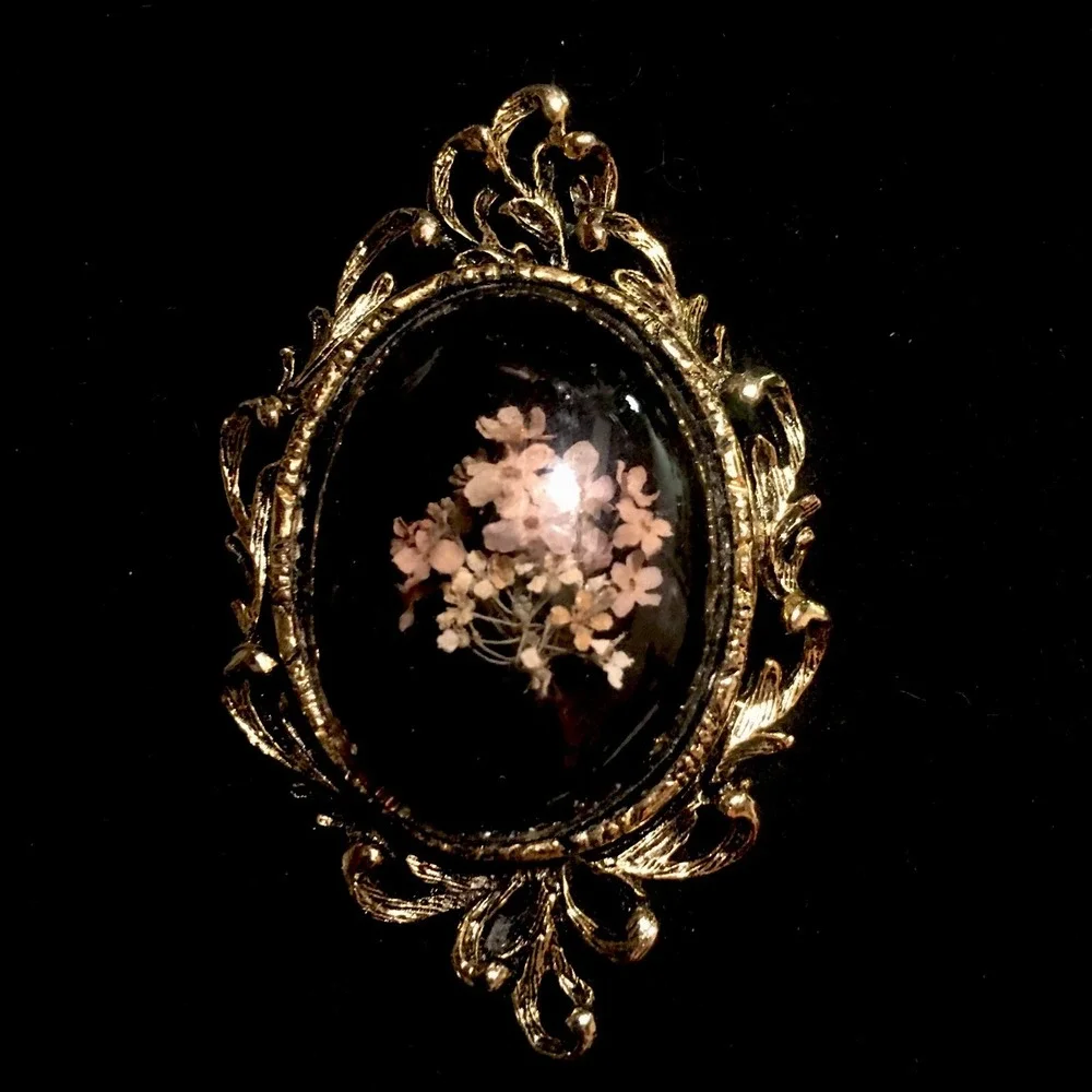 Vintage Brooch Pin Pink Flowers Under Glass Cabochon Gold Tone